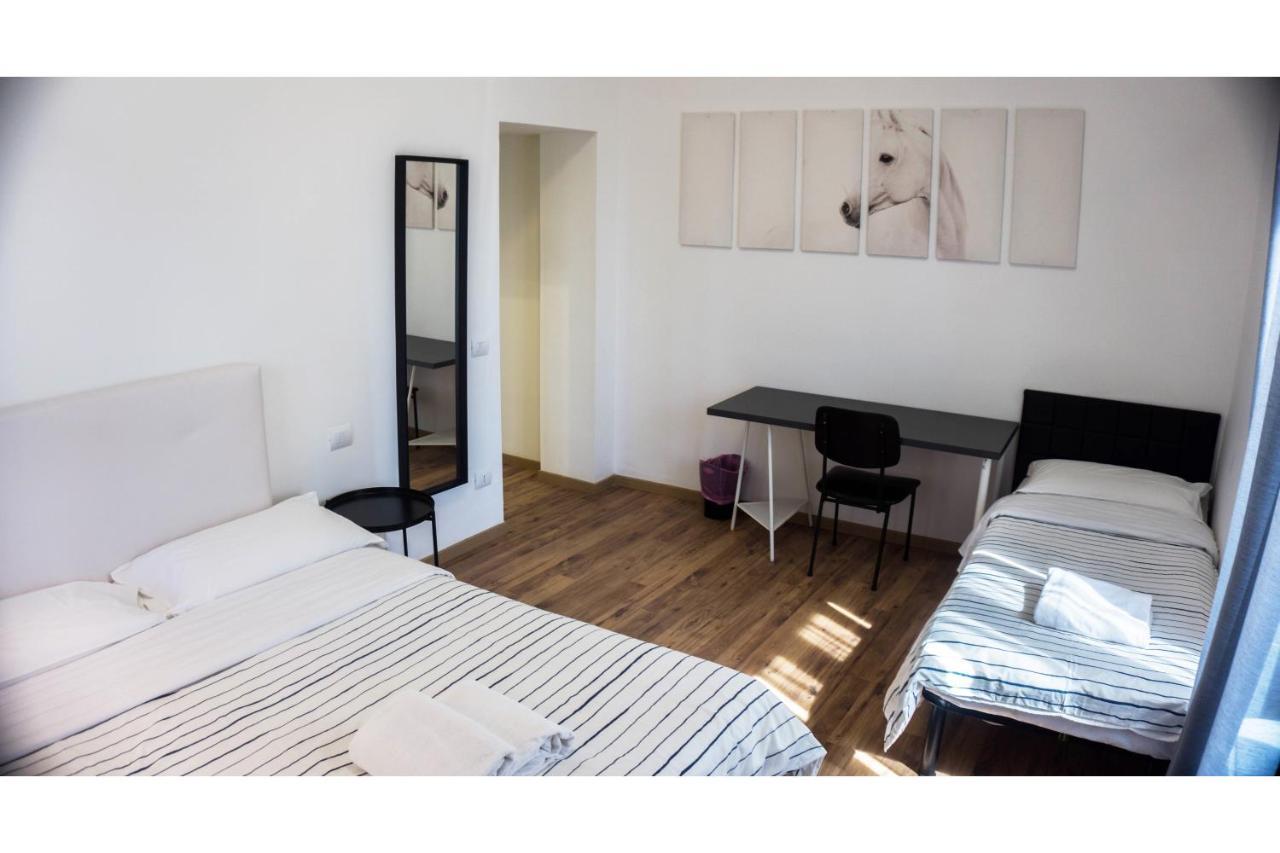 Cosmo Guesthouse ローマ エクステリア 写真