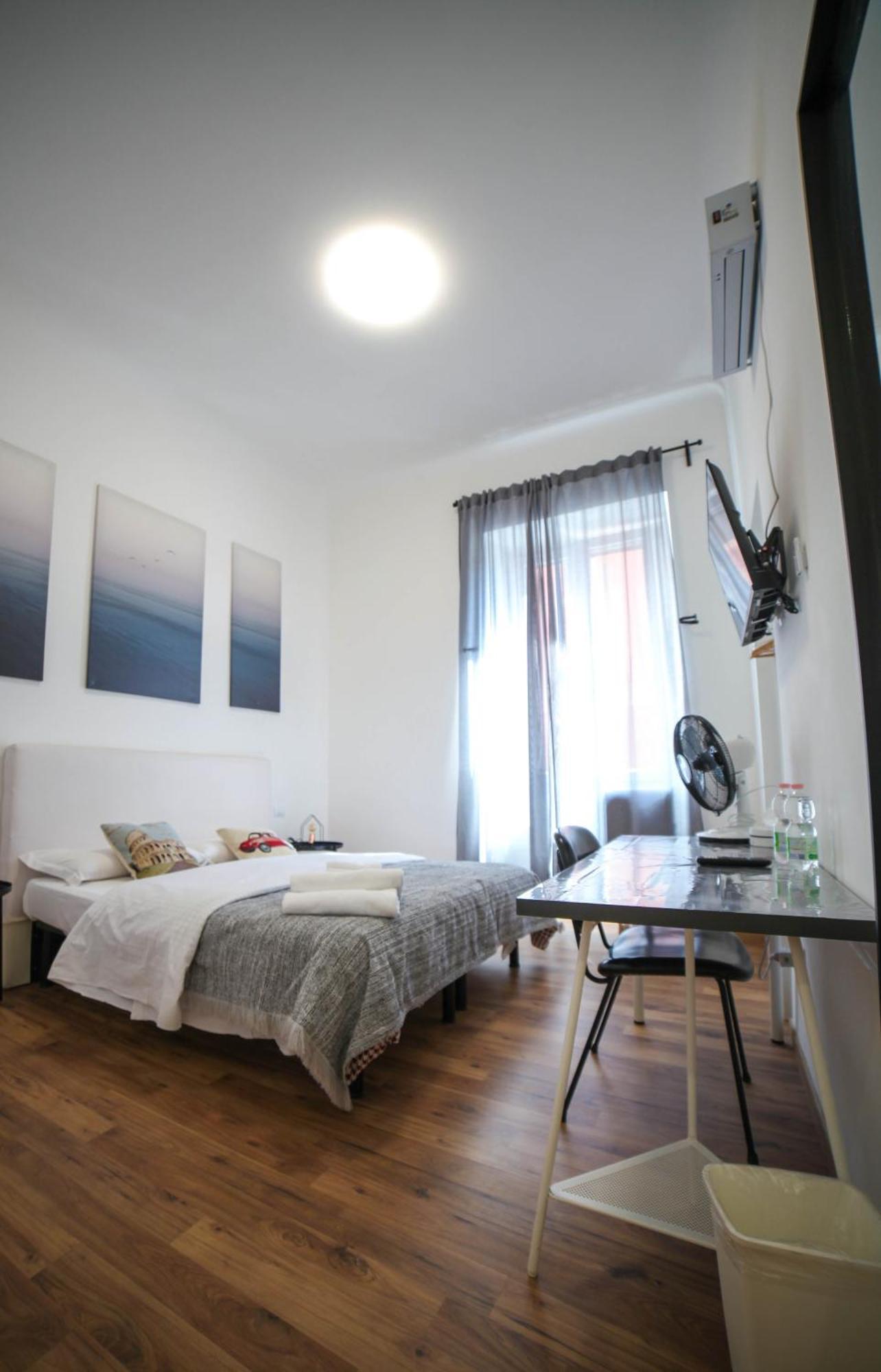Cosmo Guesthouse ローマ エクステリア 写真